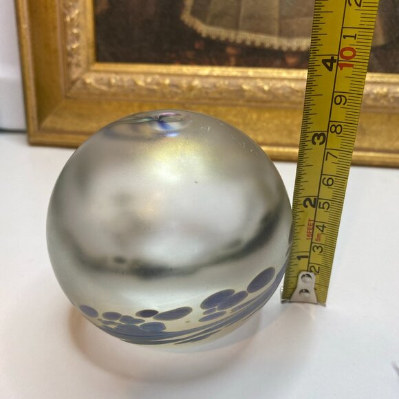 Signed Maytum Studio 90s Iridescent Art Glass Oil Lamp Globe Hand Blown - Picture 9 of 9